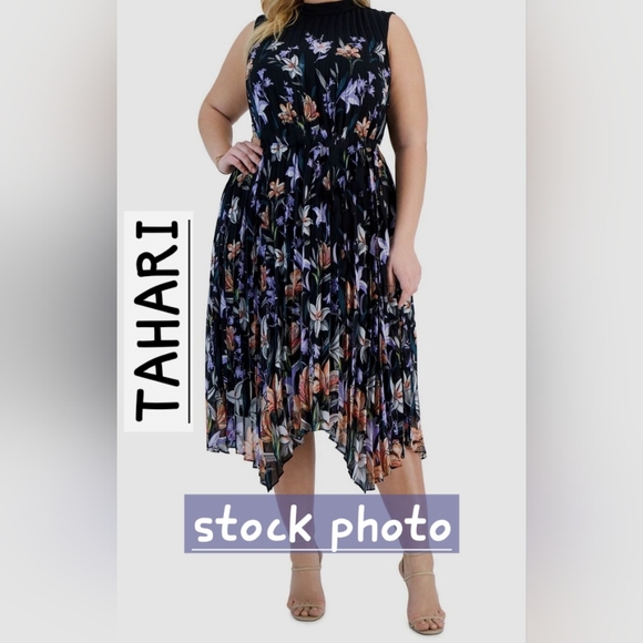Tahari Dresses & Skirts - Tahari Floral Electric Pleated Dress